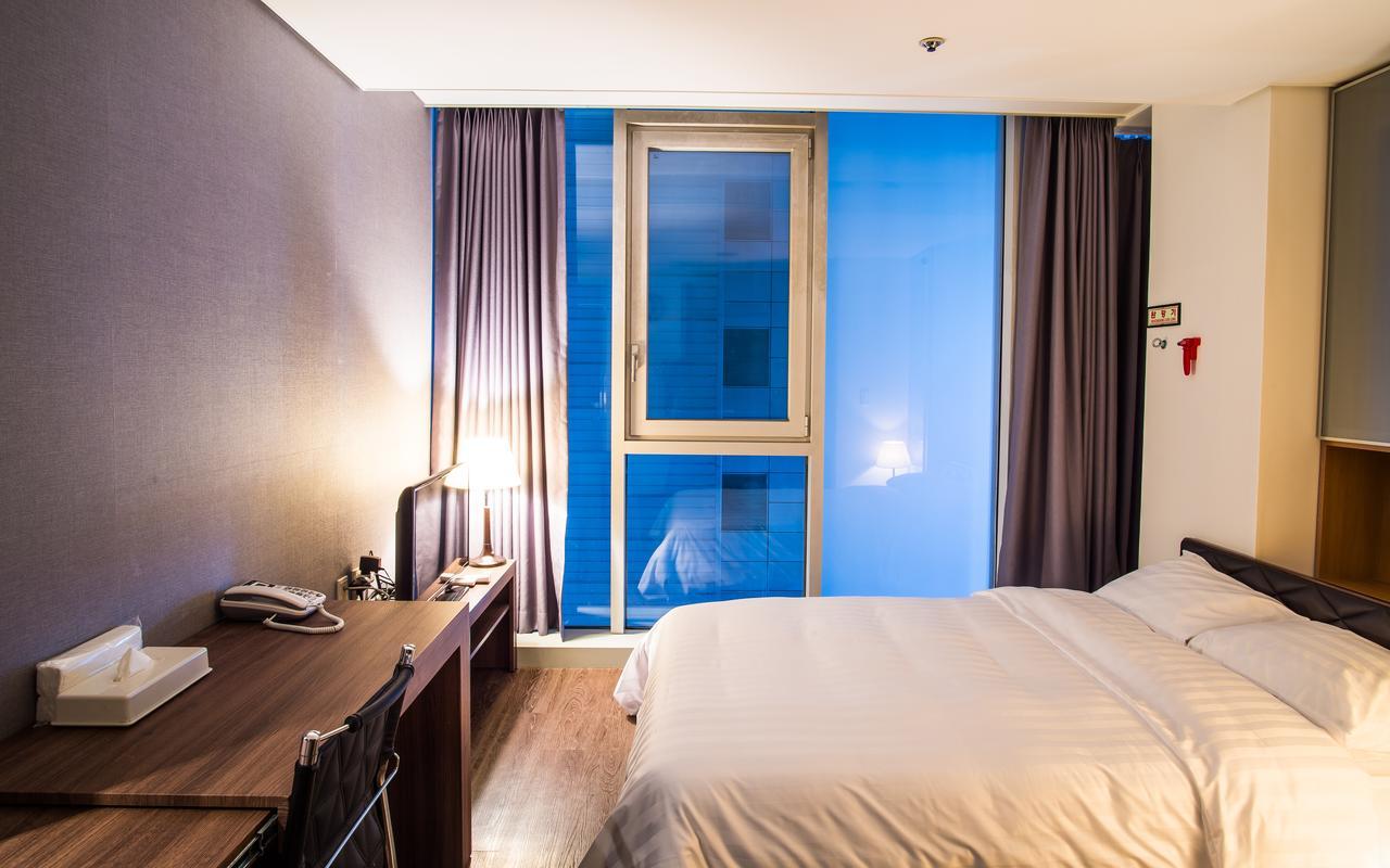 Hotel Arinus Shinchon 서울특별시 외부 사진